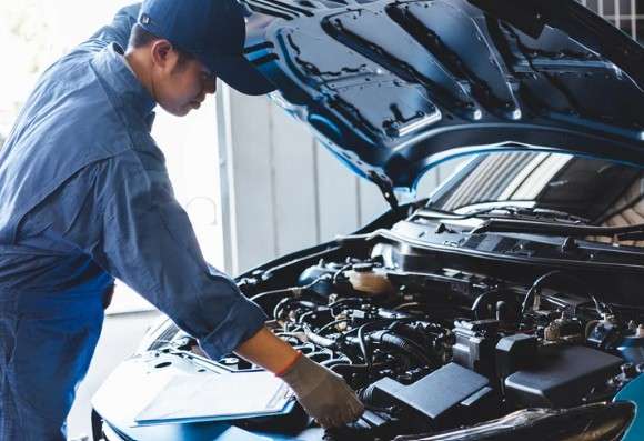 photo-Un garagiste peut-il refuser de réparer un véhicule ? Droits et recours du propriétaire