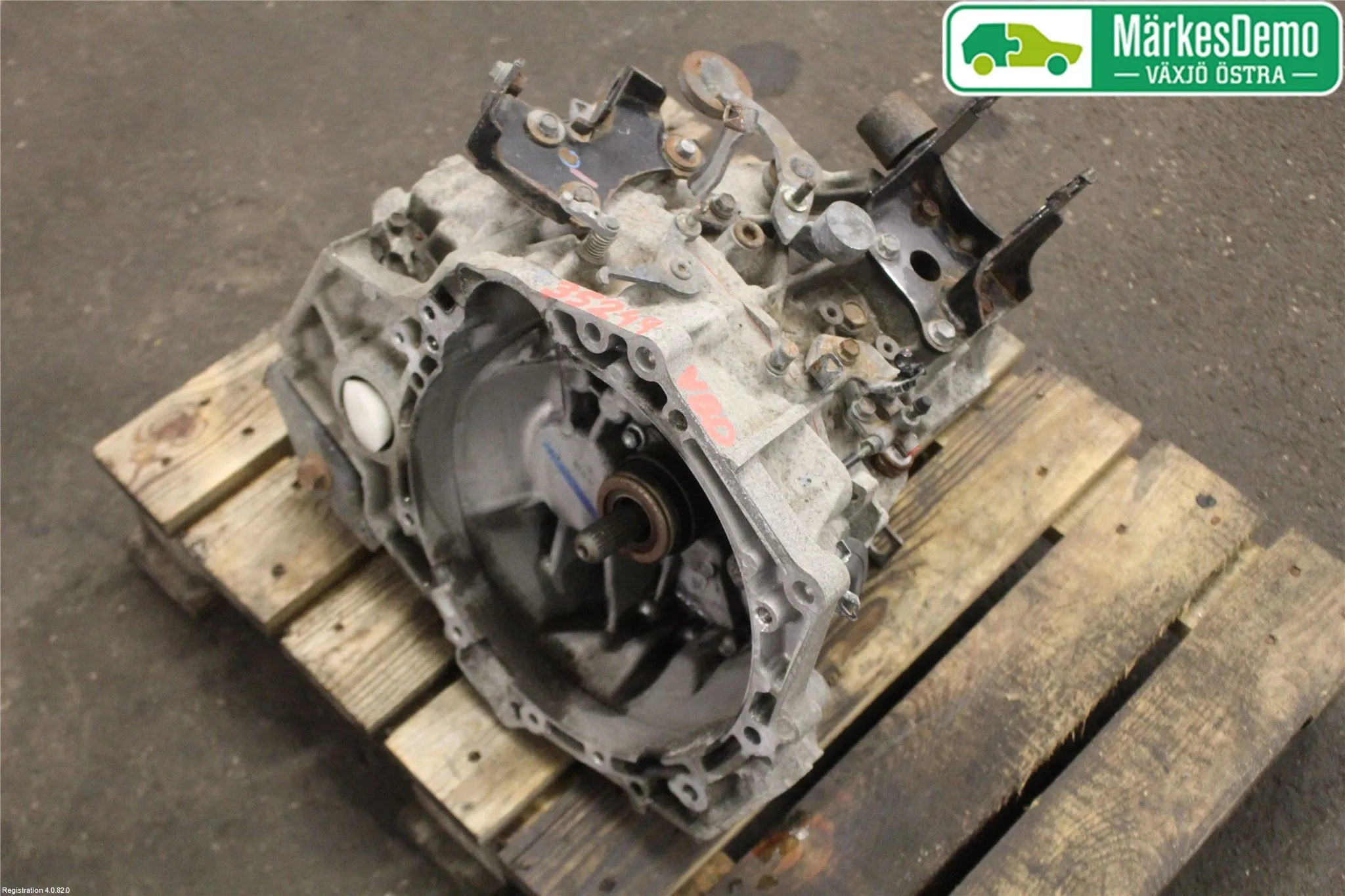 Boîte de vitesse manuelle Toyota Yaris 303000D120